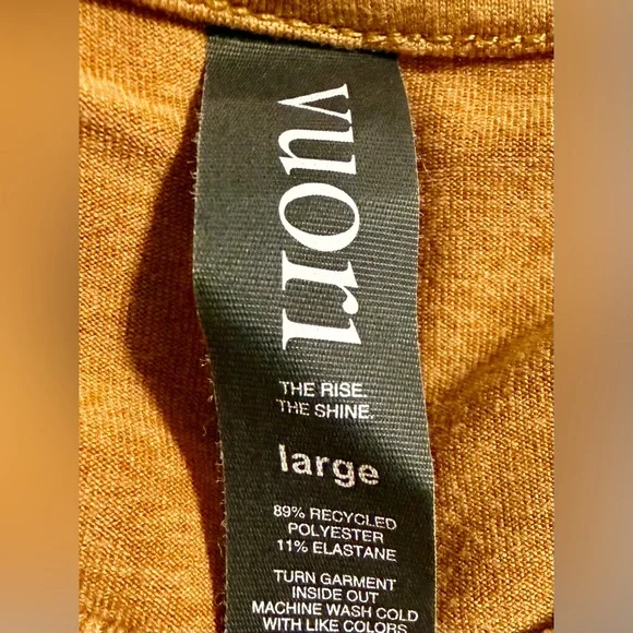 Vuori Performance Crewneck L Camel Stretch Pullover V224 - Picture 3 of 11